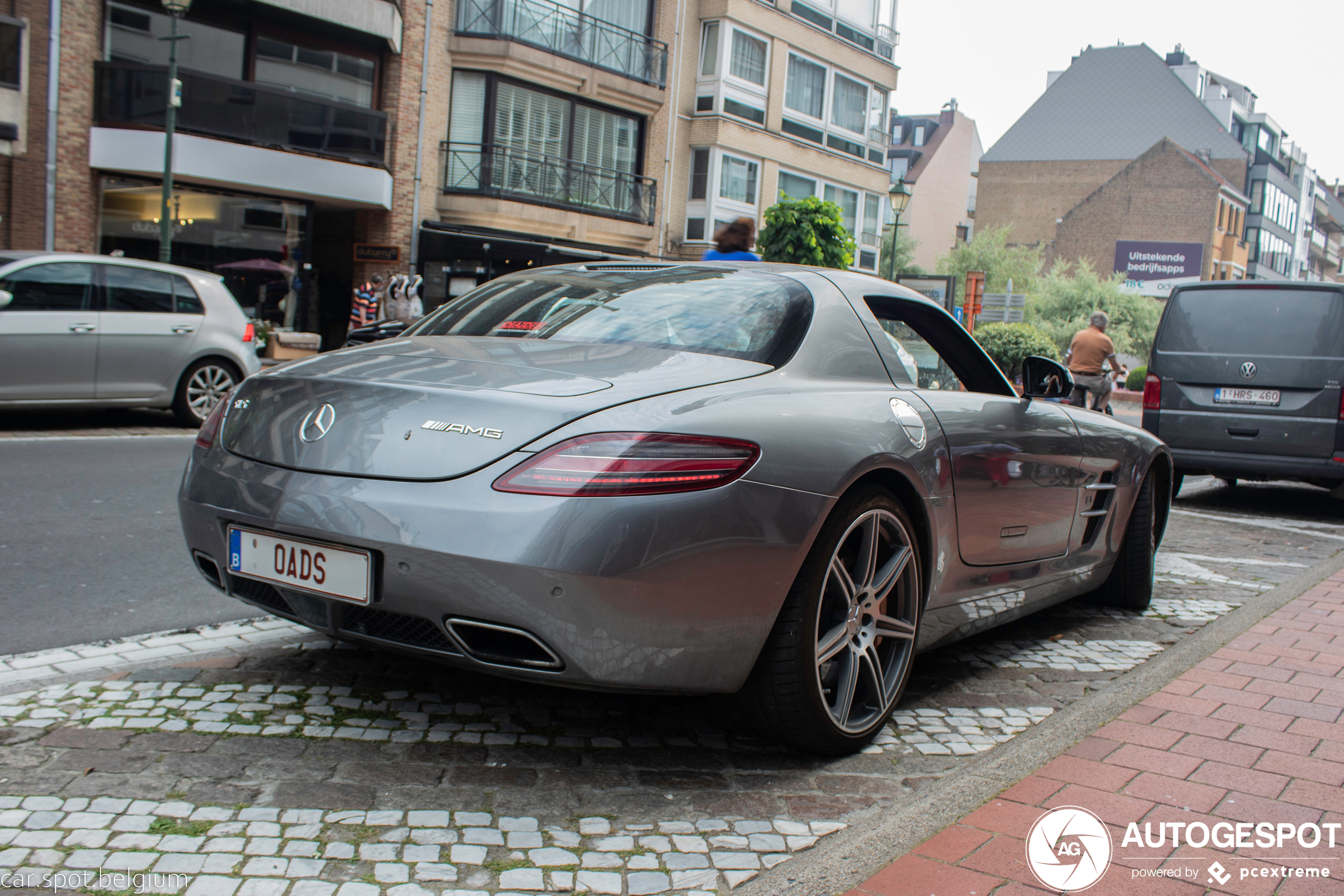 Mercedes-Benz SLS AMG