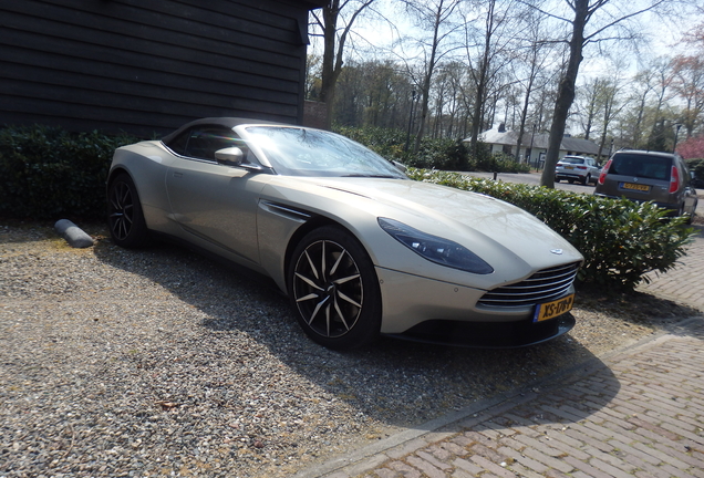 Aston Martin DB11 V8 Volante