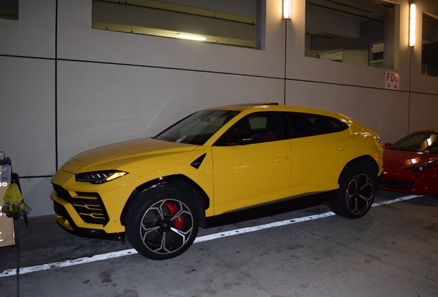 Lamborghini Urus