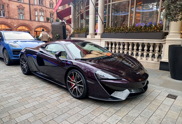 McLaren 570S