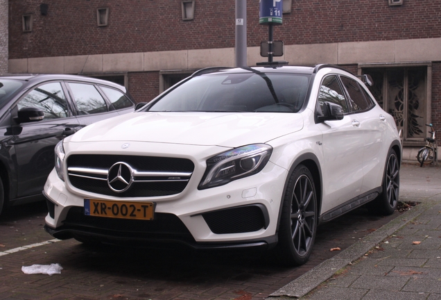 Mercedes-AMG GLA 45 X156