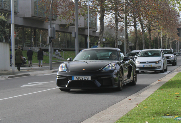 Porsche 718 Cayman GT4