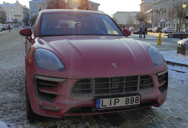 Porsche 95B Macan GTS