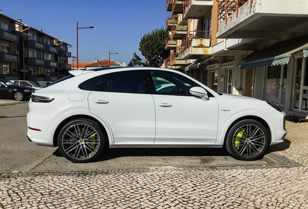 Porsche Cayenne Coupé Turbo S E-Hybrid