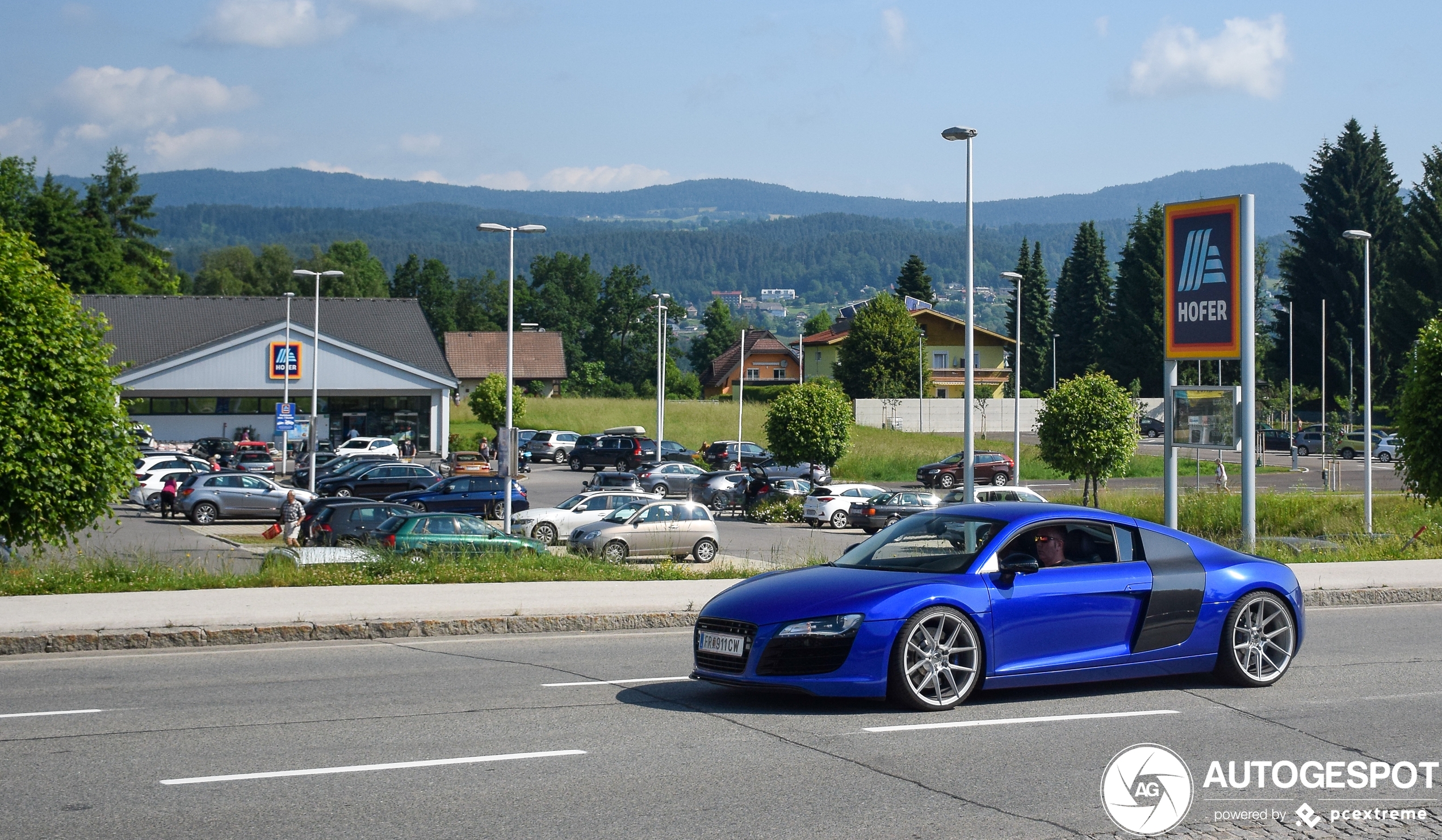 Audi R8