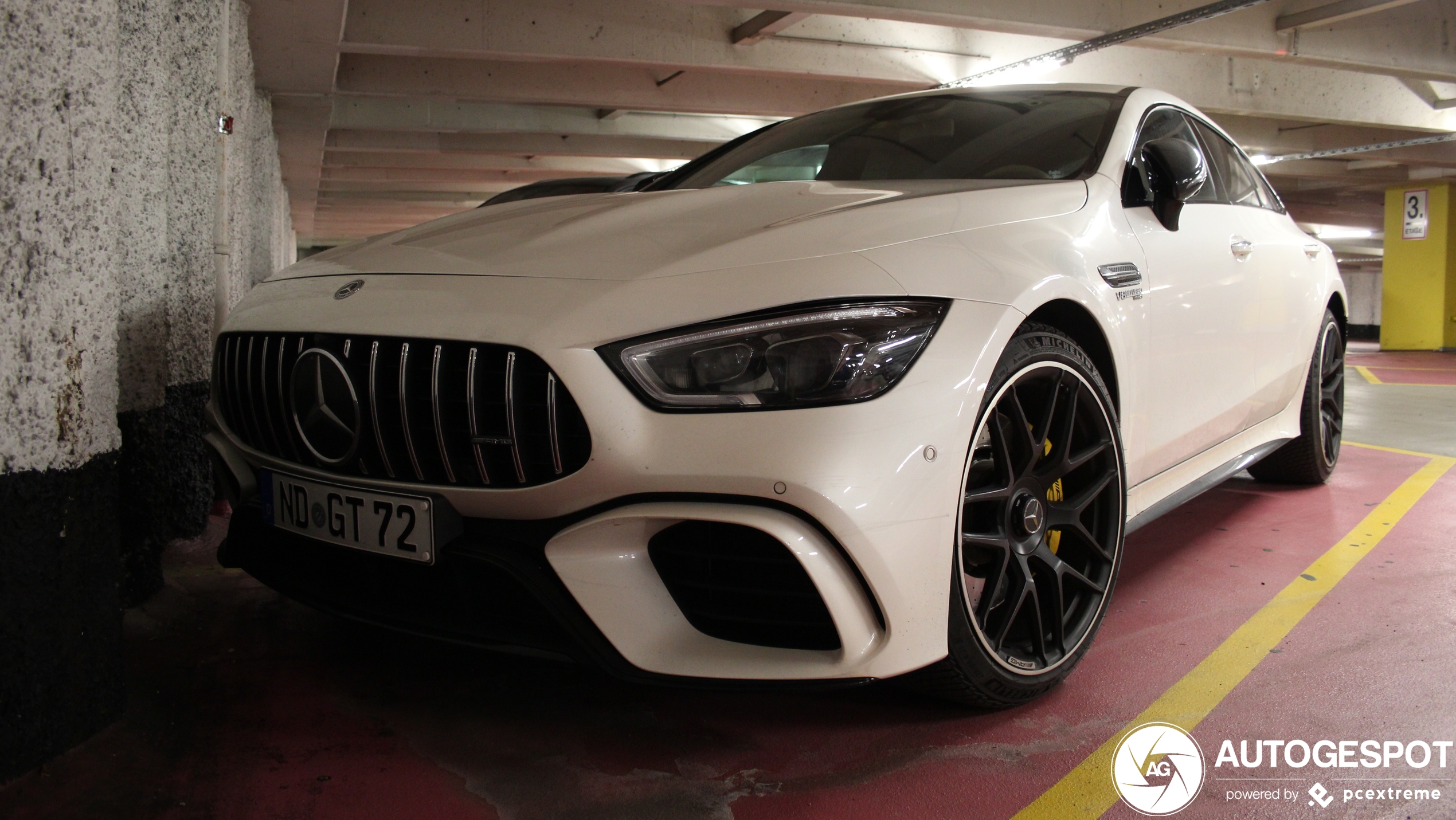 Mercedes-AMG GT 63 X290