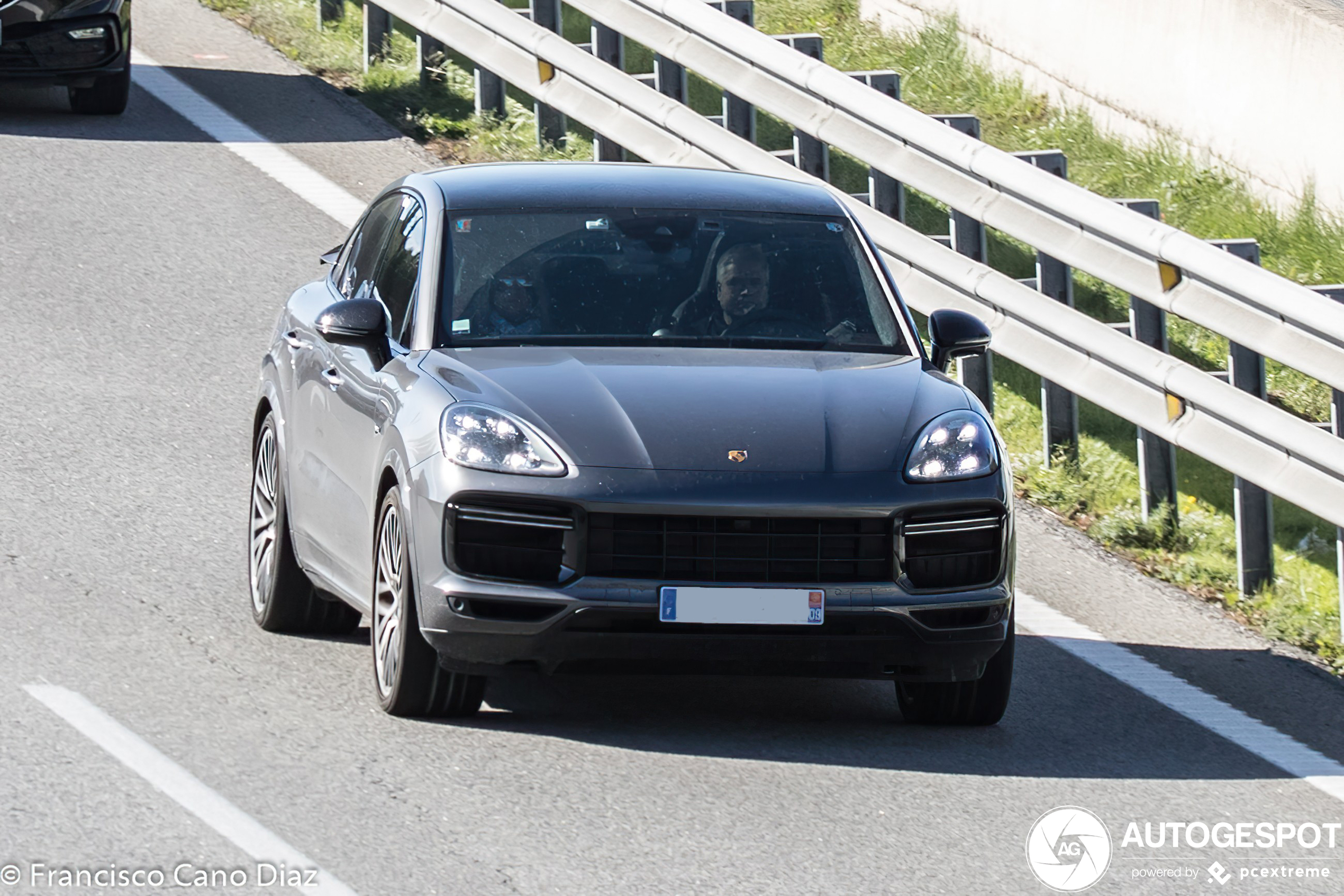 Porsche Cayenne Coupé Turbo S E-Hybrid