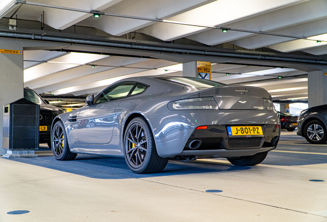 Aston Martin V8 Vantage S