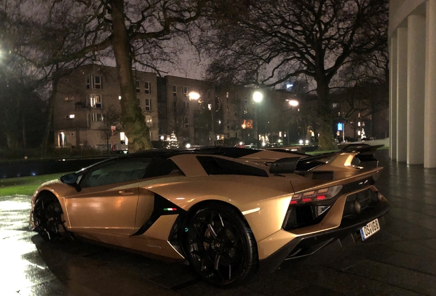 Lamborghini Aventador LP770-4 SVJ Roadster