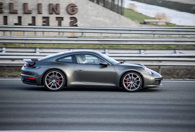 Porsche 992 Carrera S