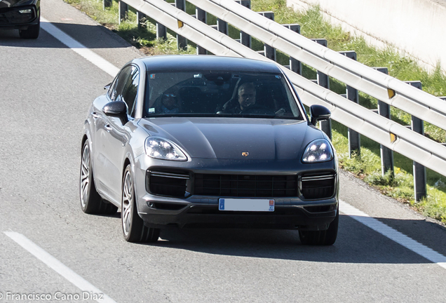 Porsche Cayenne Coupé Turbo S E-Hybrid