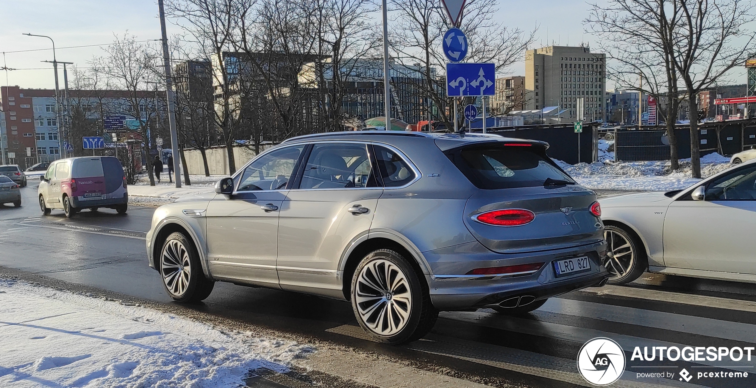 Bentley Bentayga V8 2021 First Edition