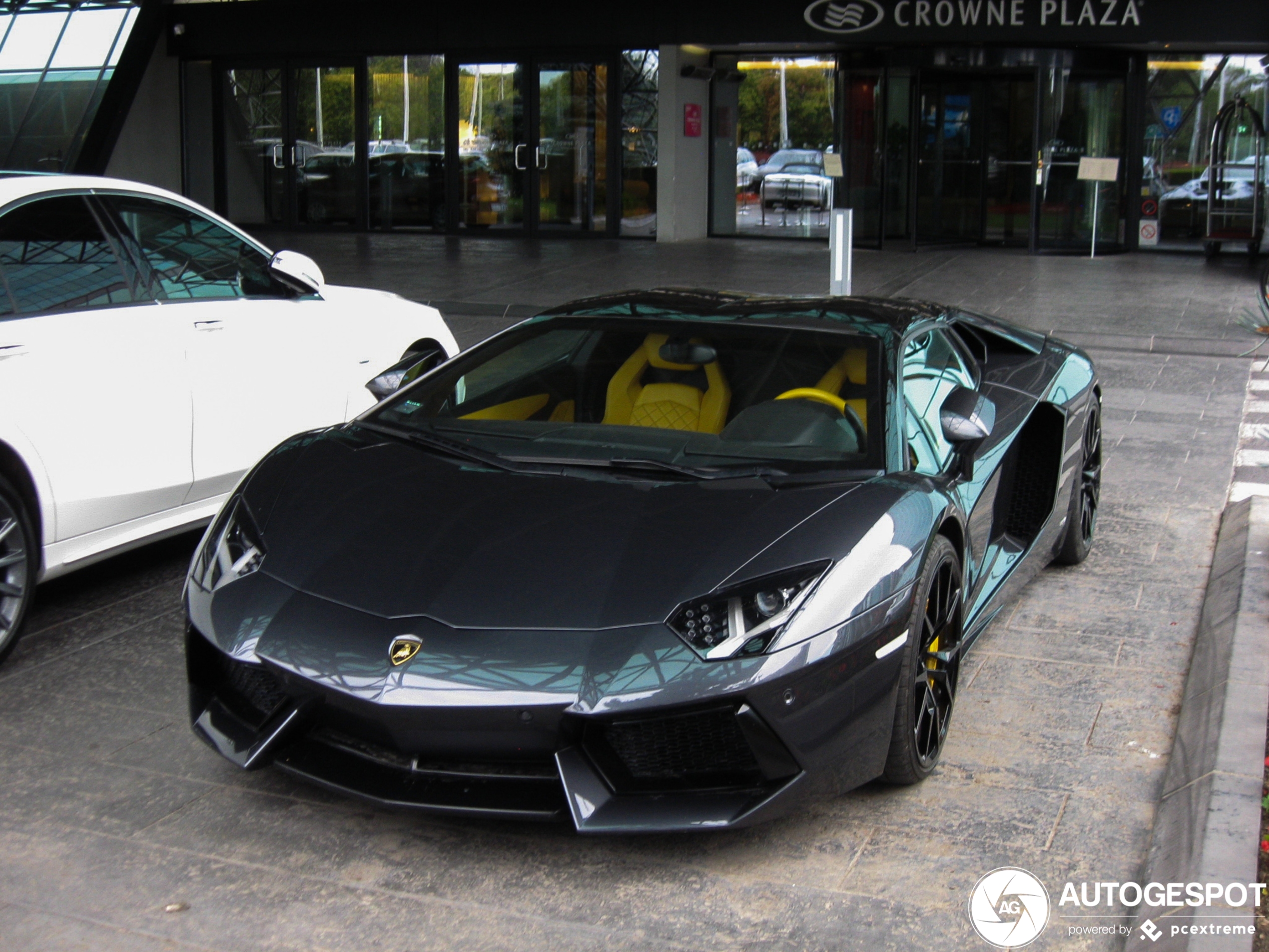 Lamborghini Aventador LP700-4 Roadster