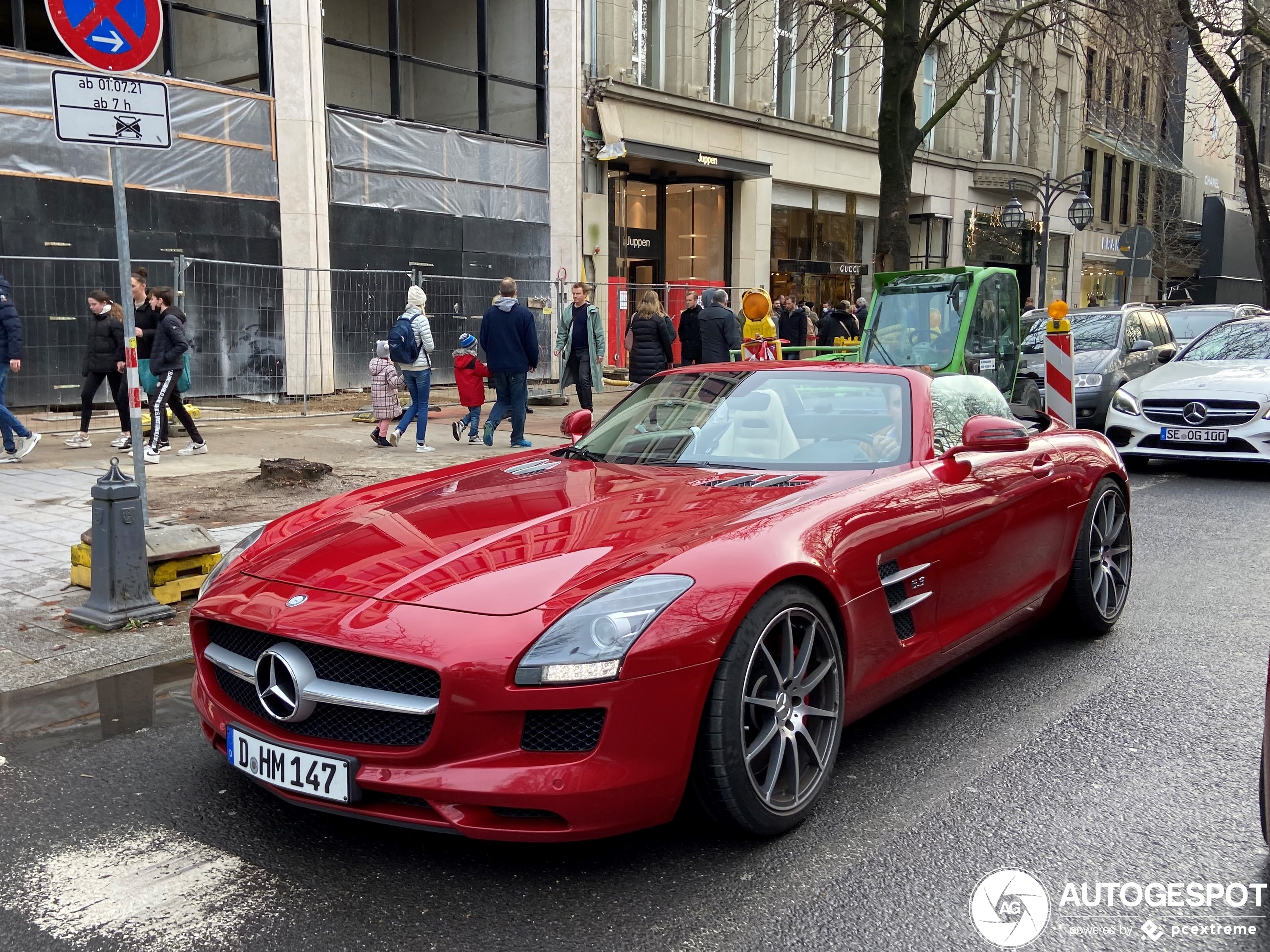 Mercedes-Benz SLS AMG Roadster