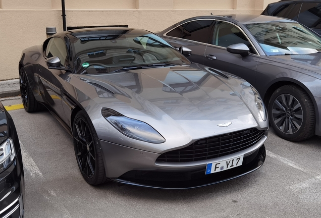 Aston Martin DB11 V8