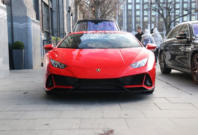 Lamborghini Huracán LP640-4 EVO