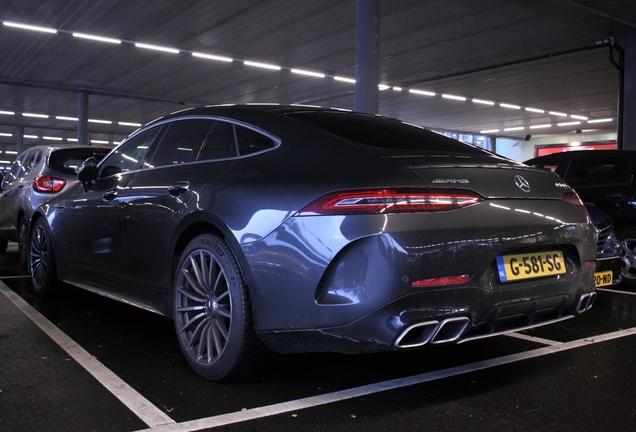 Mercedes-AMG GT 63 S X290