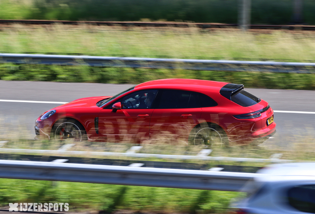 Porsche 971 Panamera GTS Sport Turismo