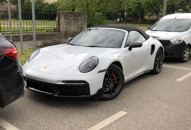 Porsche 992 Turbo Cabriolet