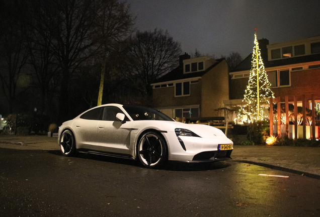 Porsche Taycan Turbo S