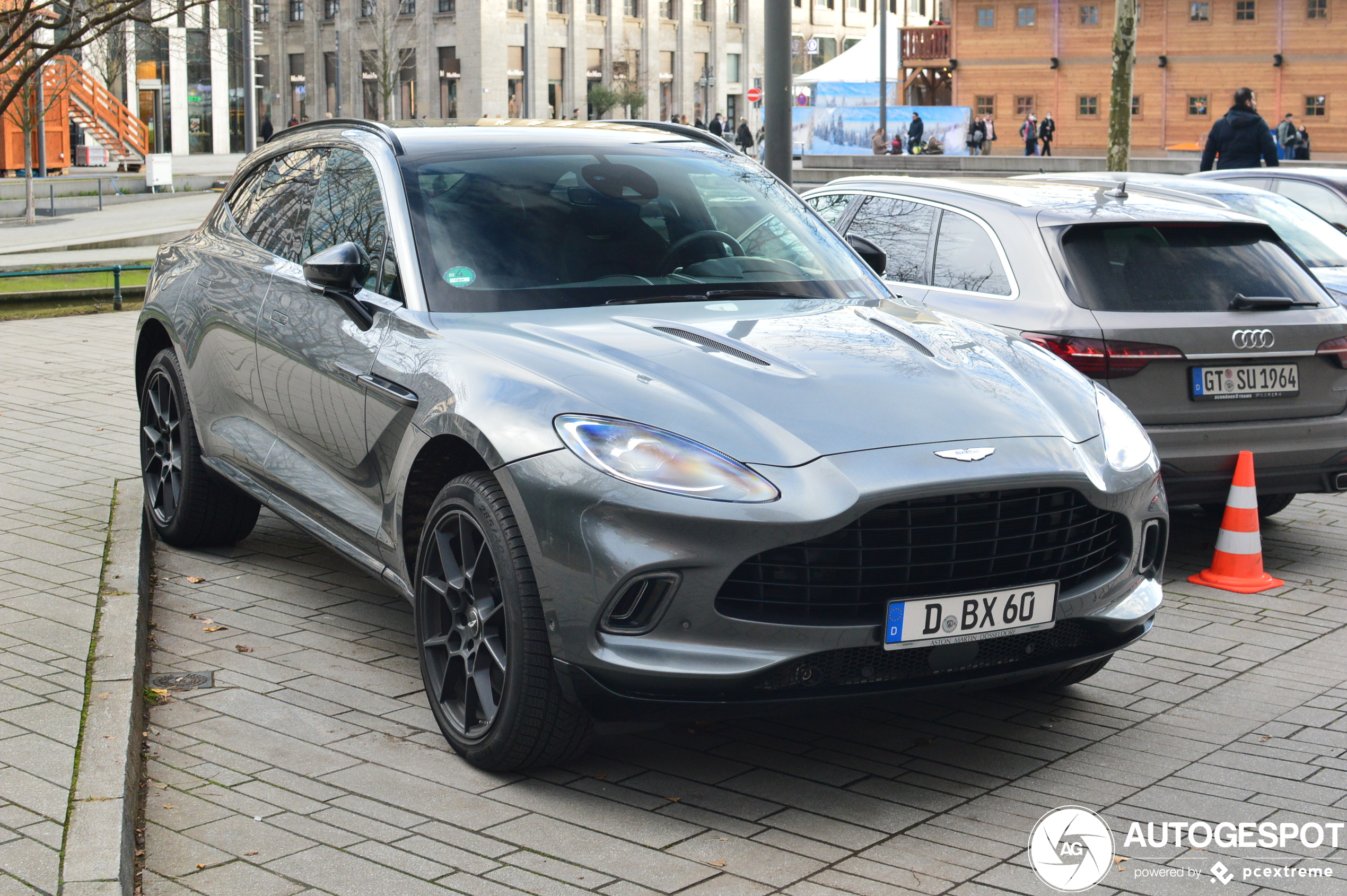 Aston Martin DBX