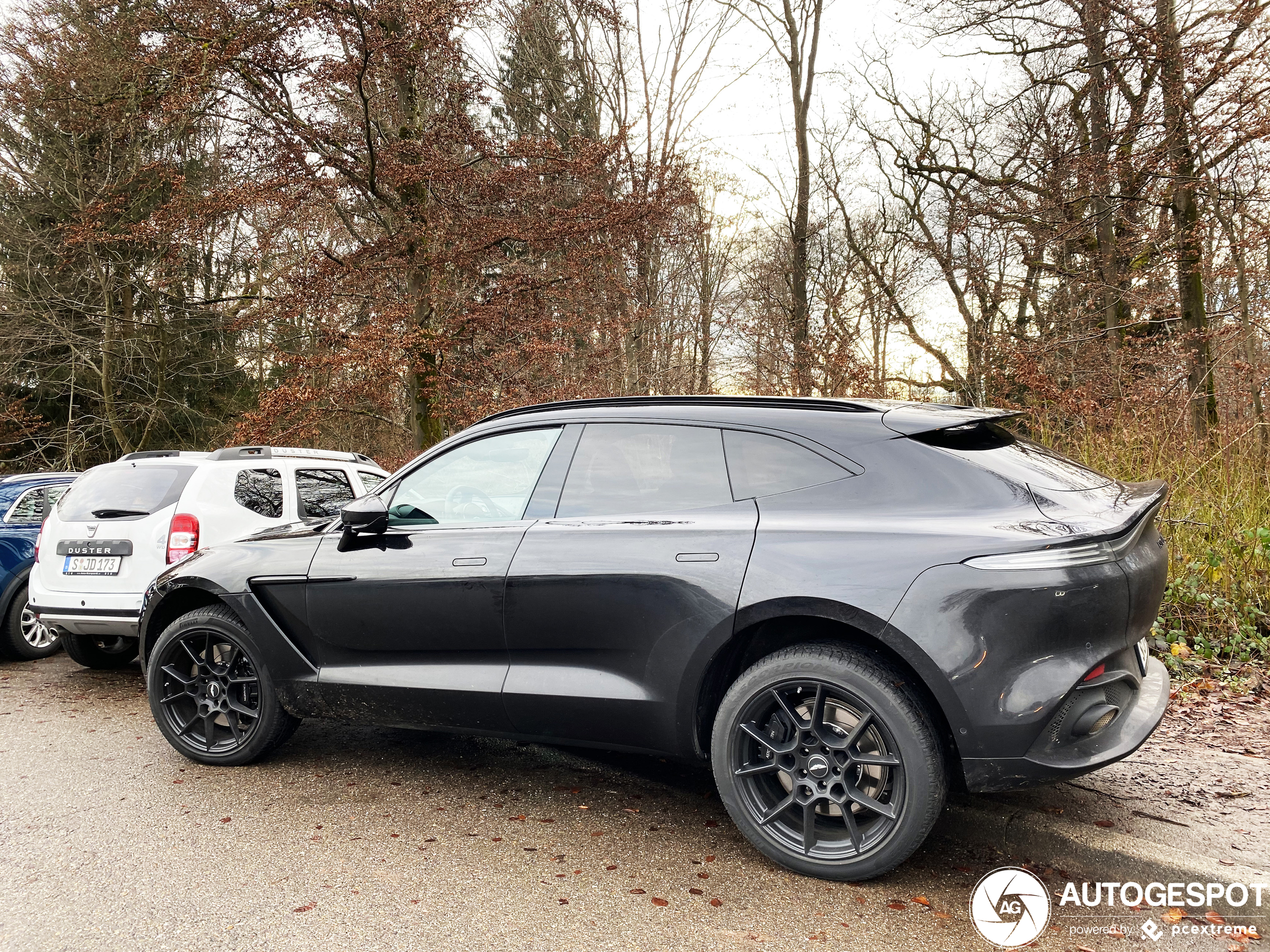 Aston Martin DBX doet waarvoor hij gemaakt is