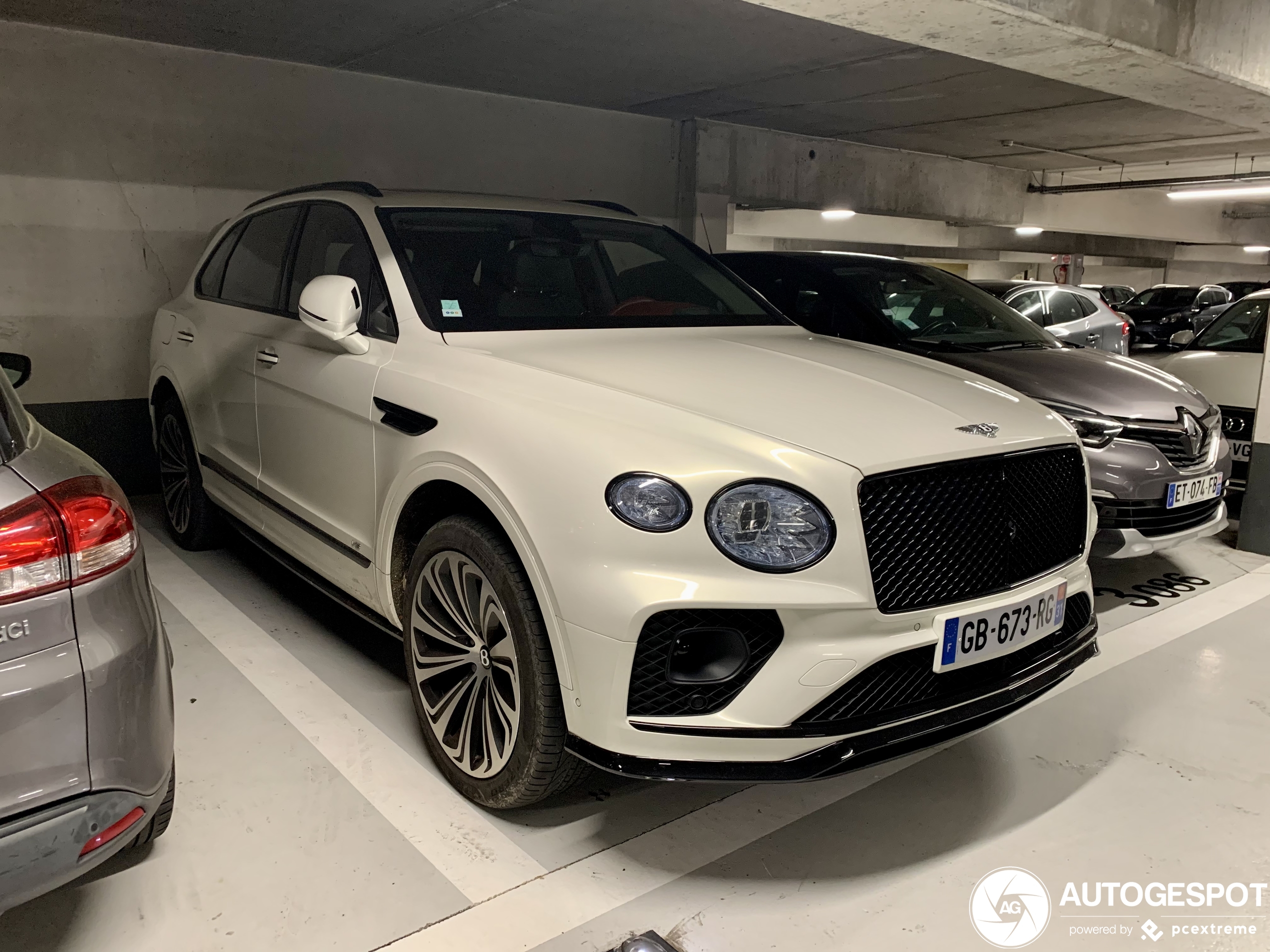 Bentley Bentayga V8 2021