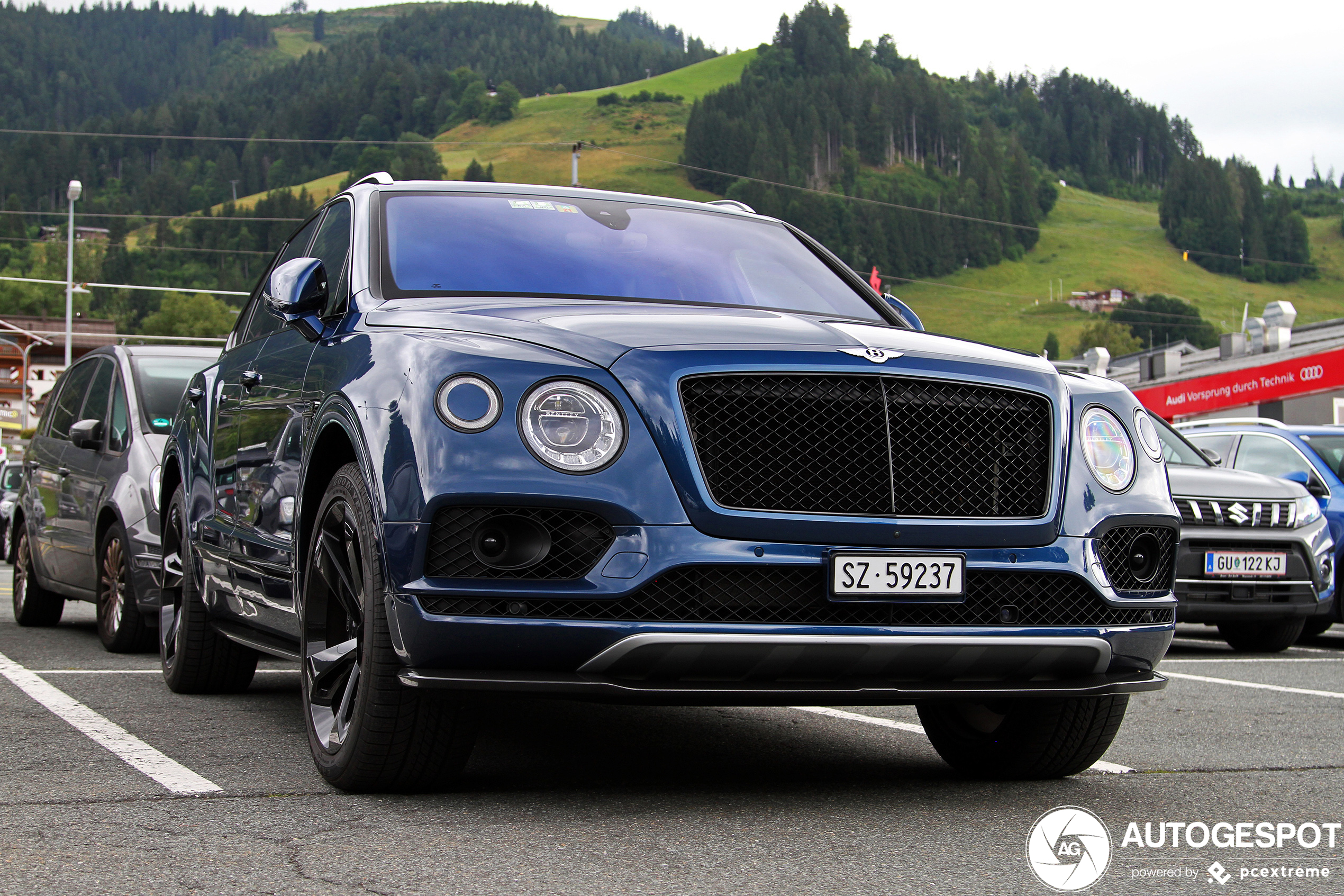 Bentley Bentayga V8