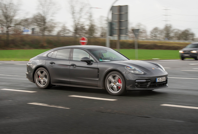 Porsche 971 Panamera GTS MkI