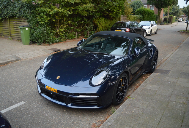 Porsche 992 Turbo S Cabriolet