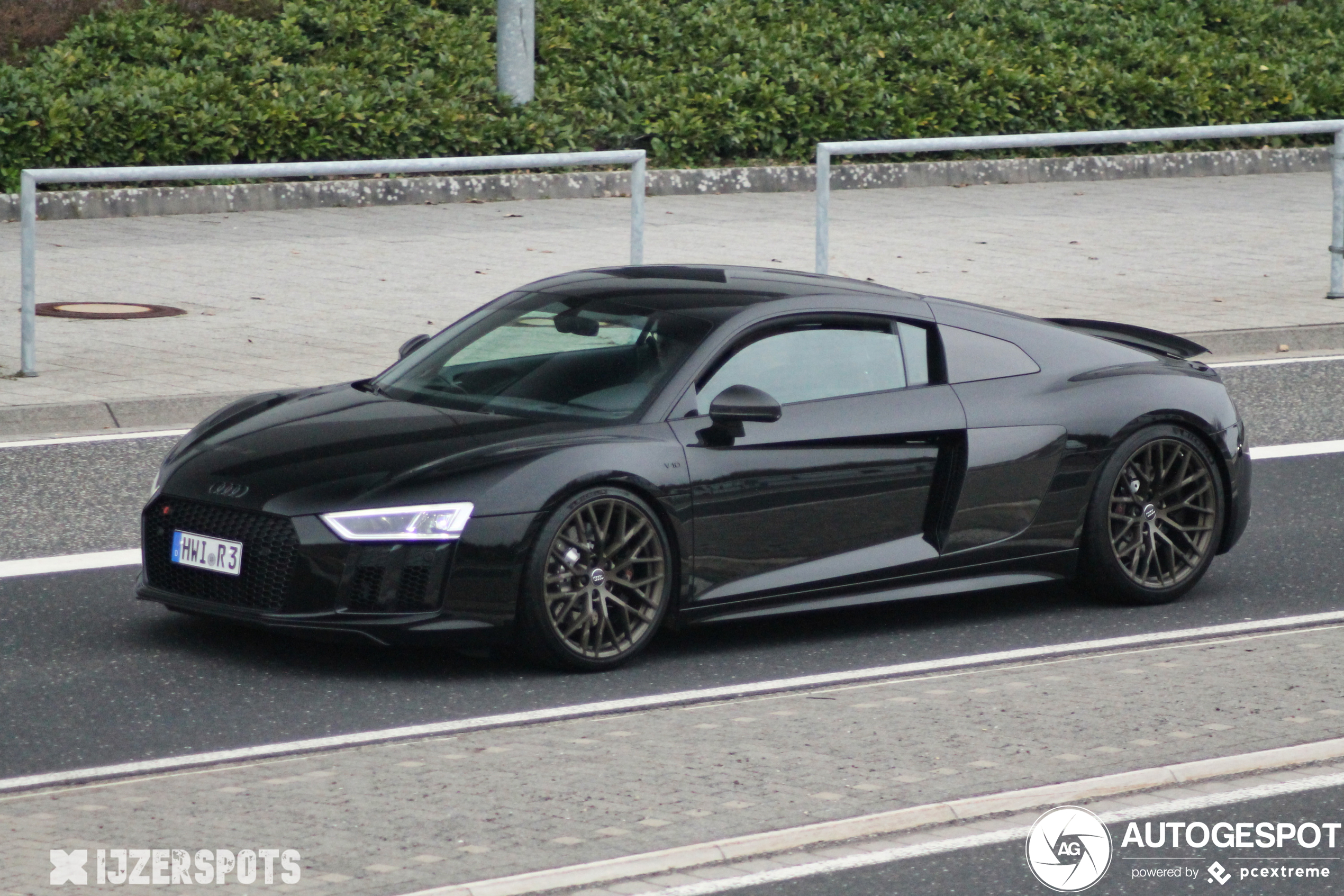 Audi R8 V10 2015