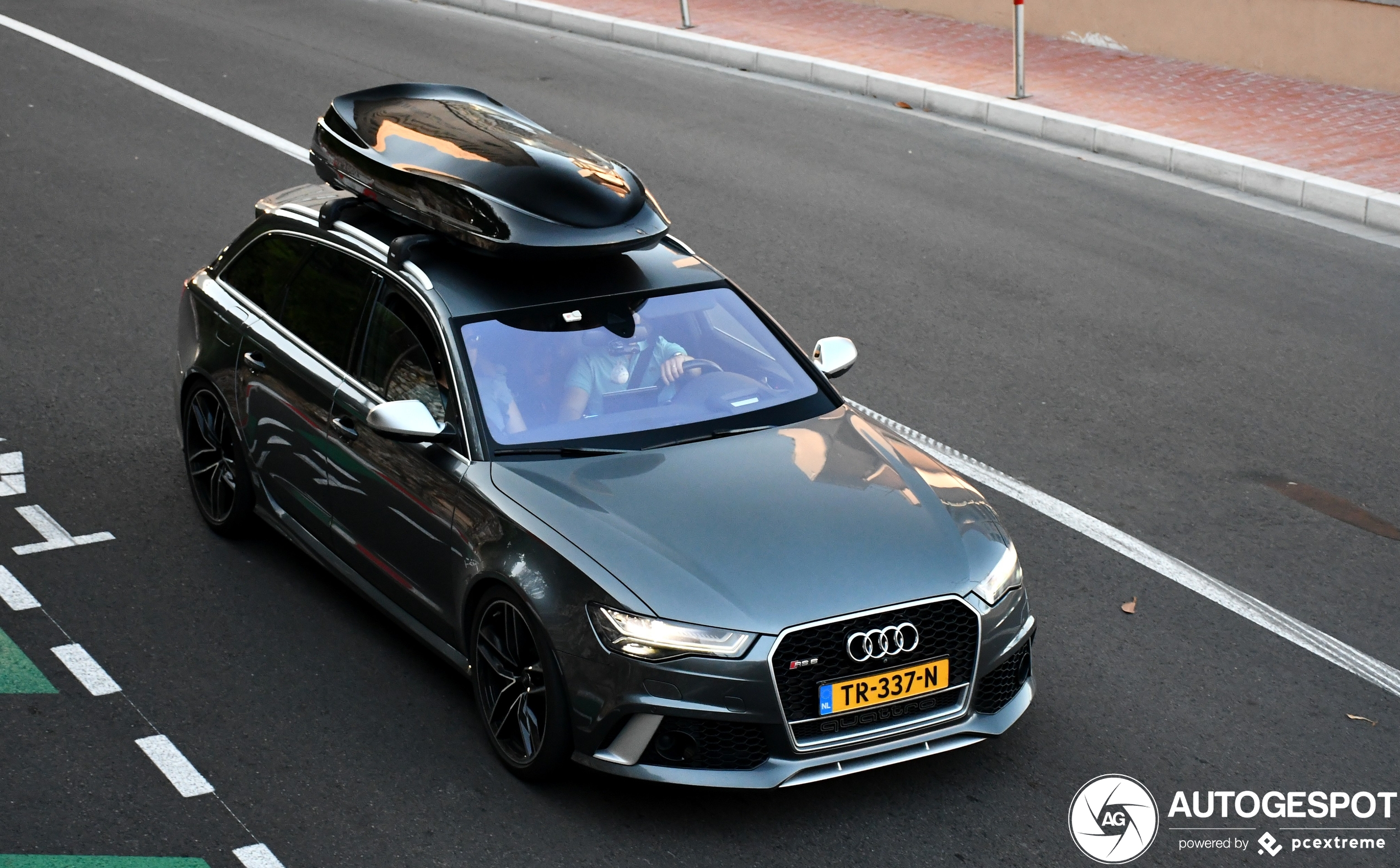 Audi RS6 Avant C7 2015