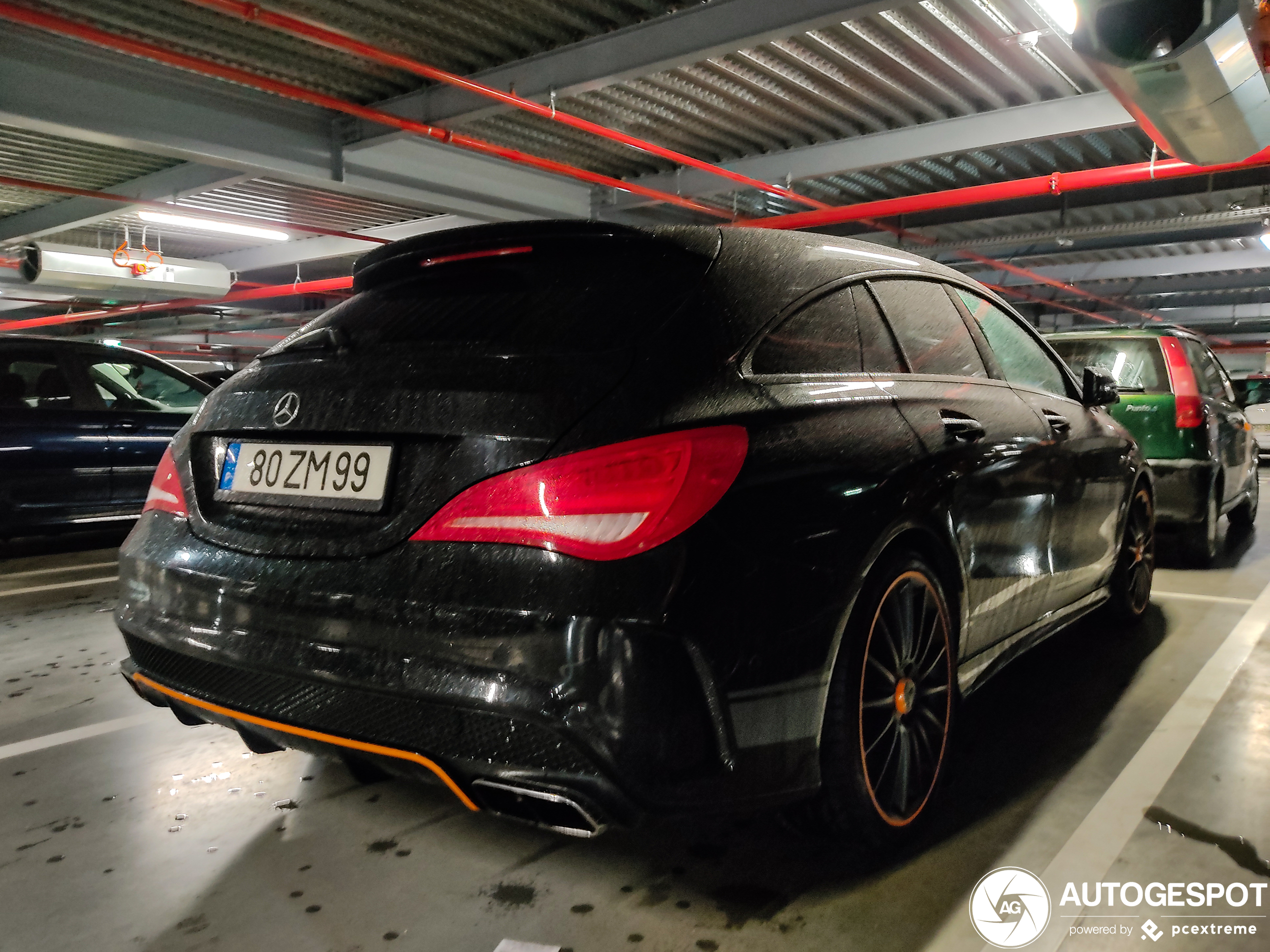 Mercedes-Benz CLA 45 AMG Shooting Brake OrangeArt Edition