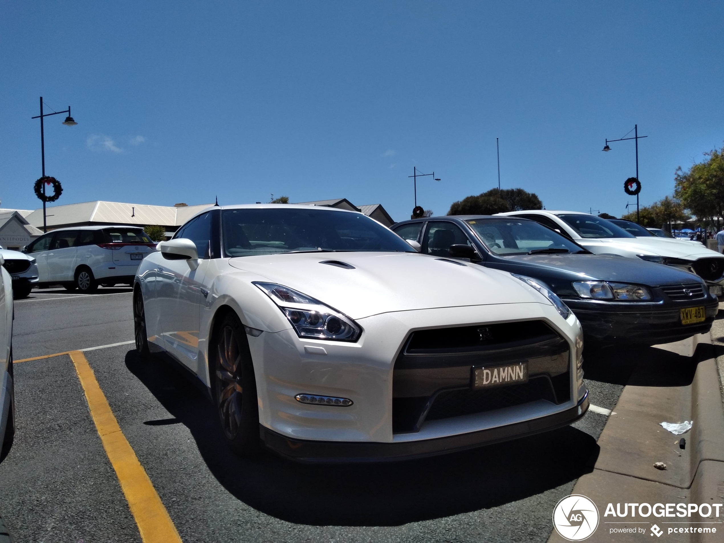 Nissan GT-R 2015