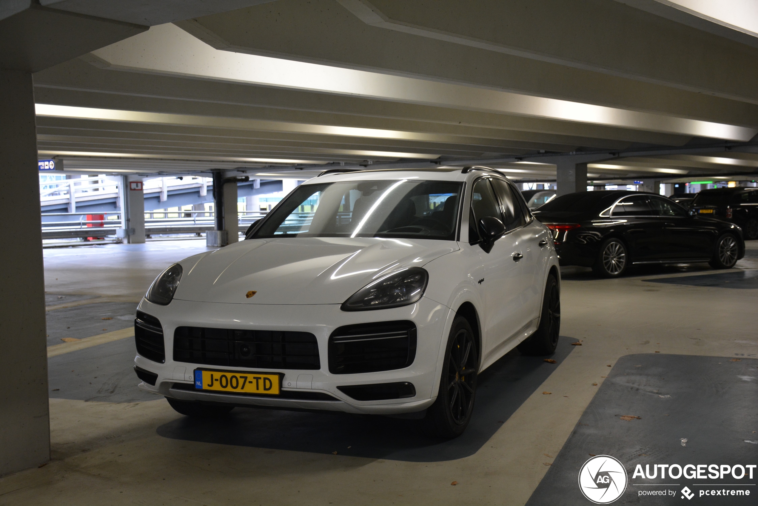 Porsche Cayenne Turbo S E-Hybrid