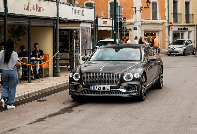 Bentley Flying Spur V8 2021