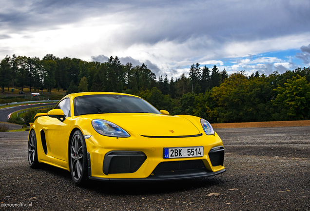 Porsche 718 Cayman GT4