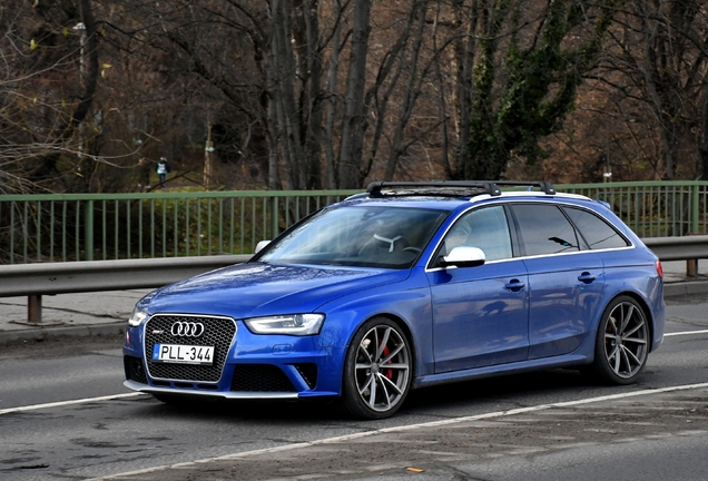 Audi RS4 Avant B8