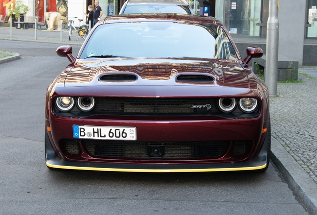 Dodge Challenger SRT Hellcat Widebody