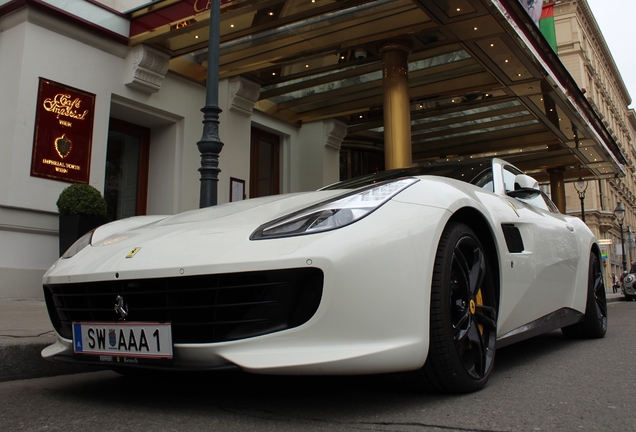 Ferrari GTC4Lusso