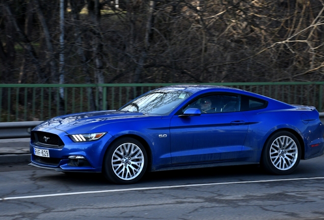 Ford Mustang GT 2015