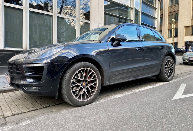 Porsche 95B Macan GTS