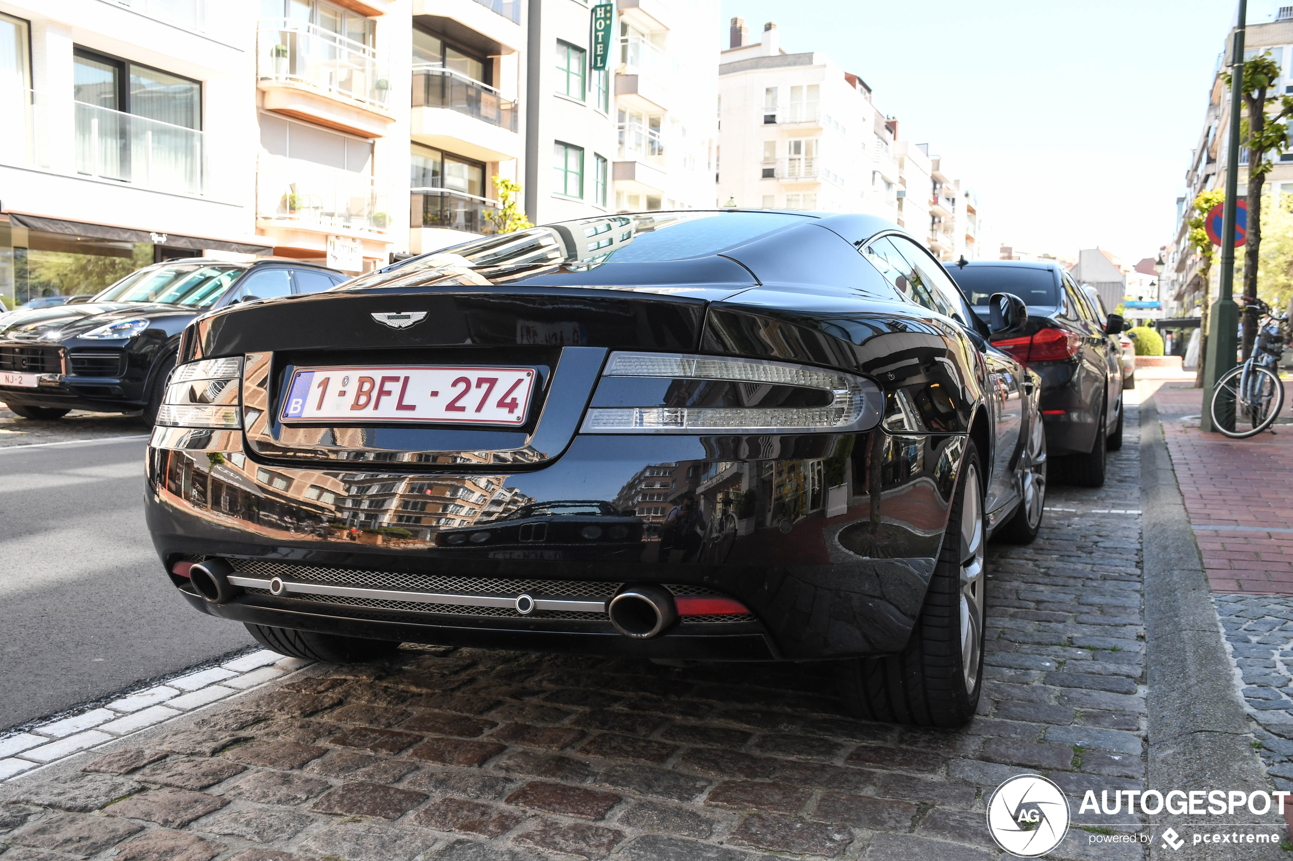 Aston Martin DB9 2010