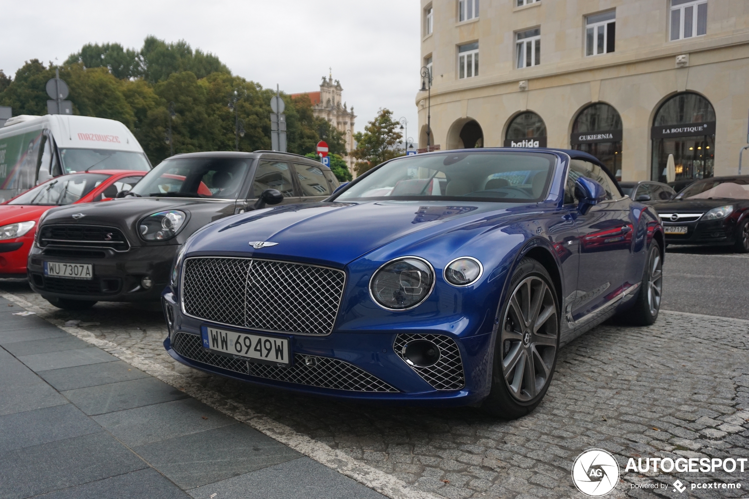 Bentley Continental GTC V8 2020