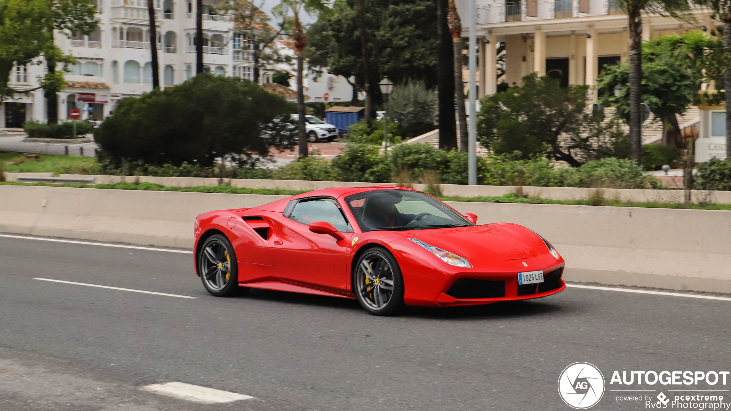 Ferrari 488 Spider