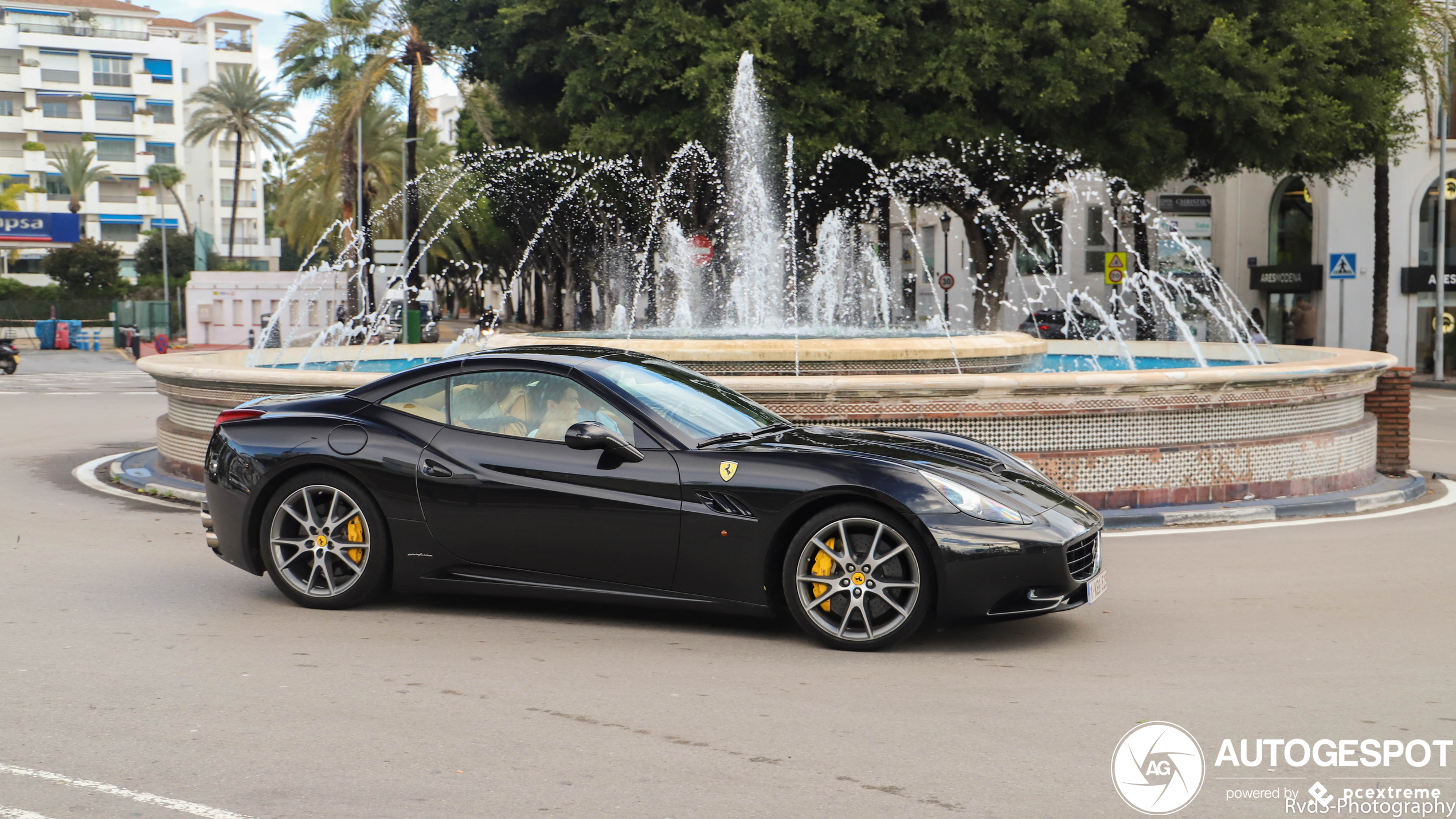 Ferrari California