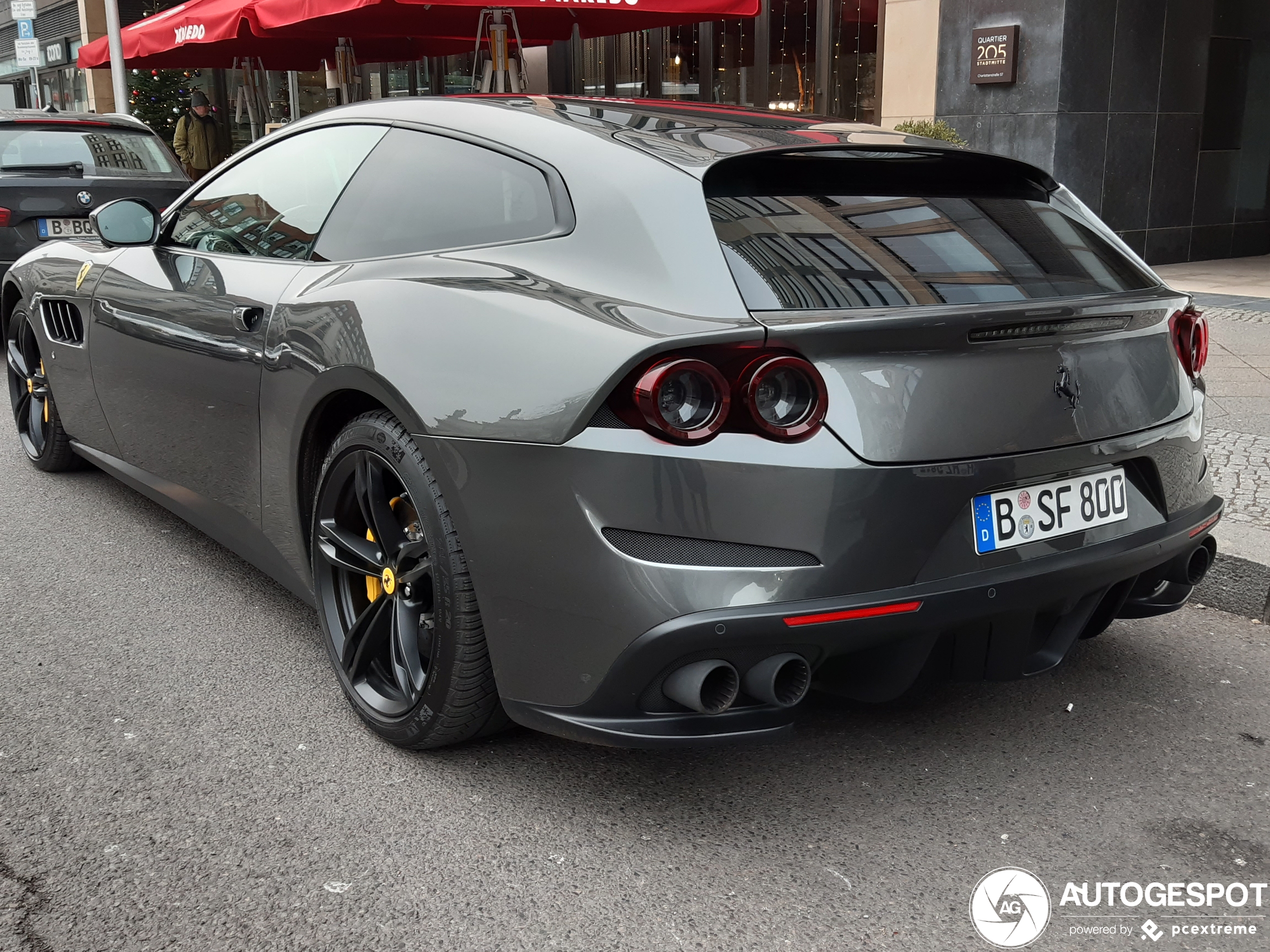 Ferrari GTC4Lusso T