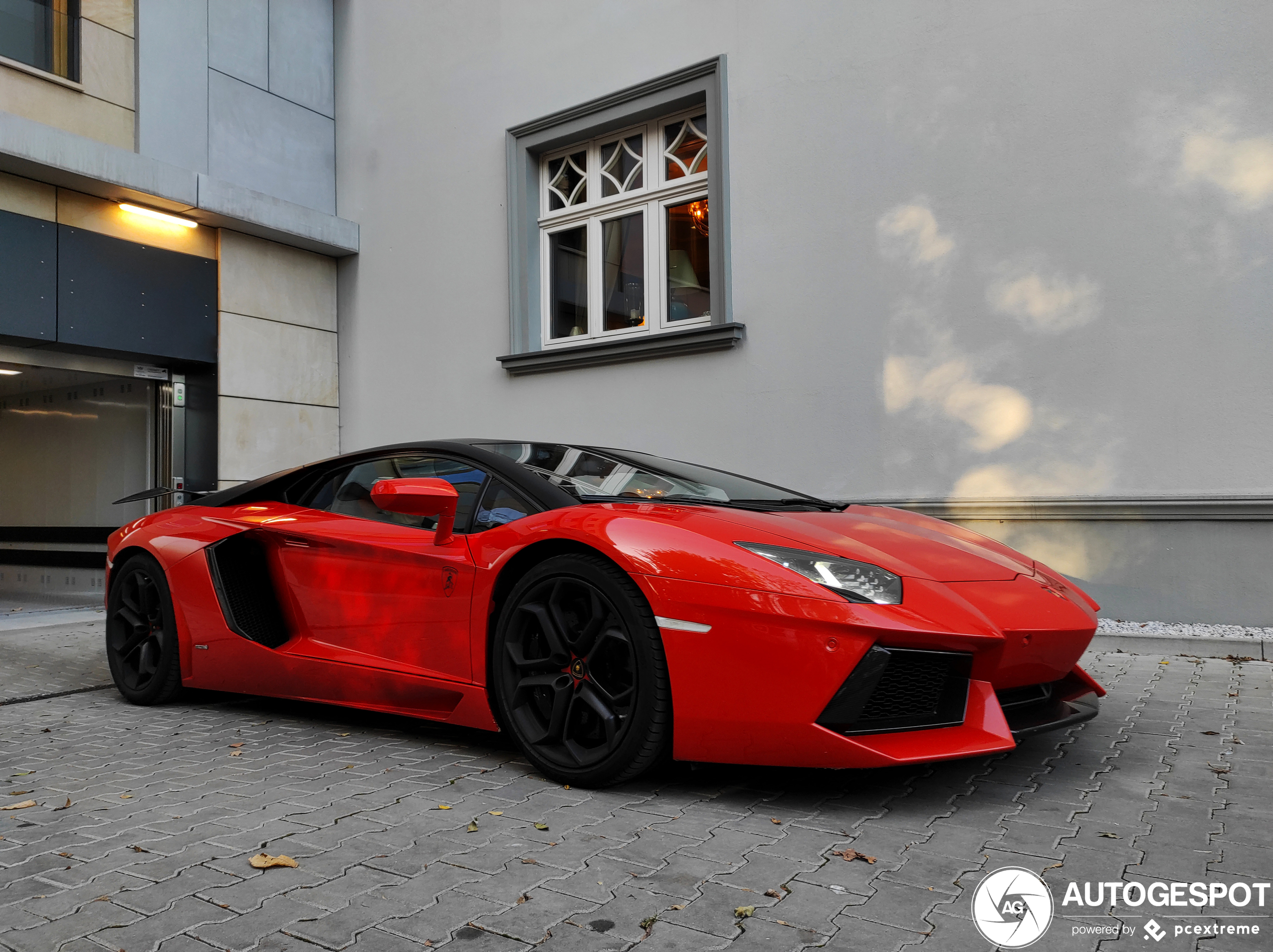 Lamborghini Aventador LP700-4