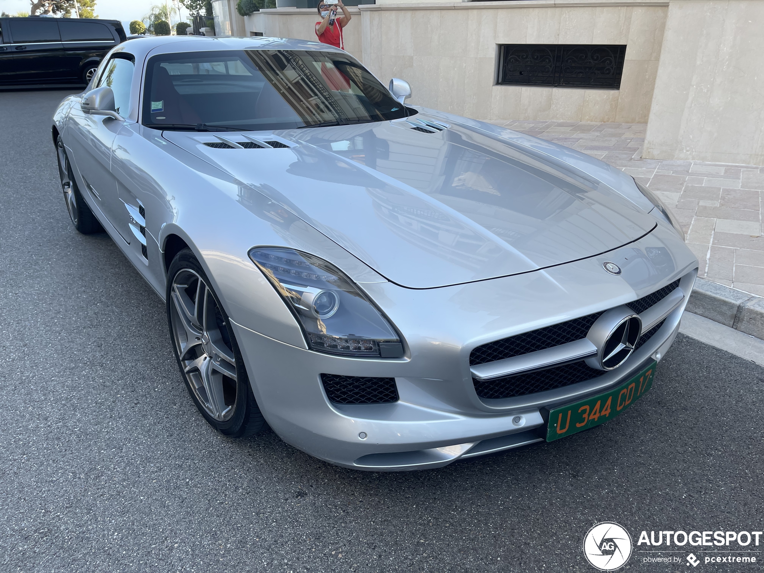 Mercedes-Benz SLS AMG