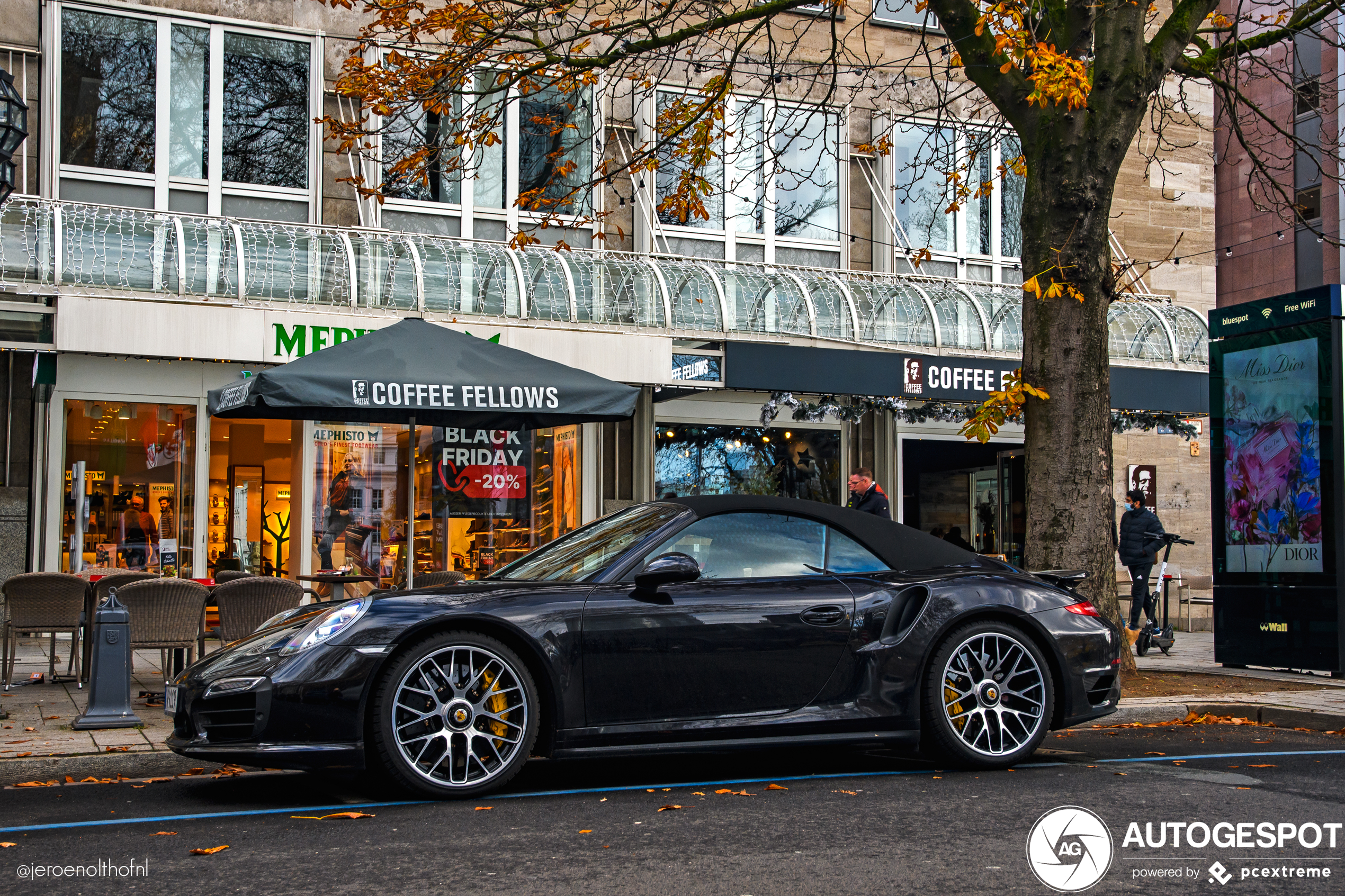 Porsche 991 Turbo S Cabriolet MkI